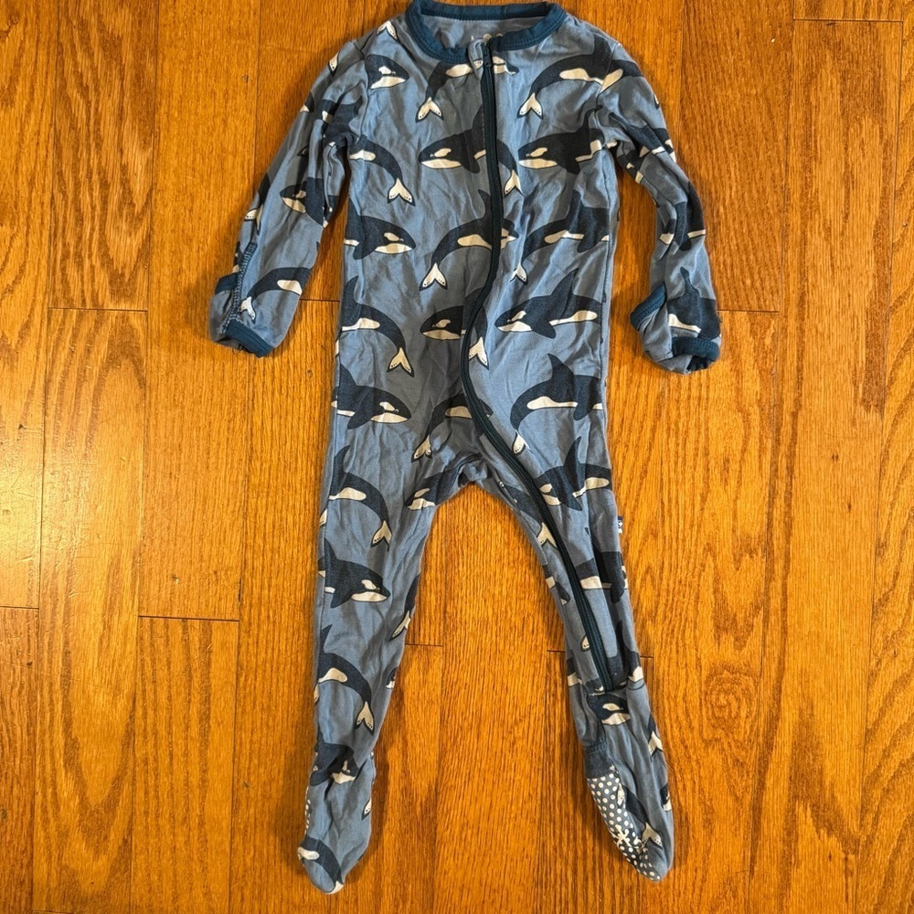 Kickee Pants Parisian Blue Orca Footie Size 6-9M